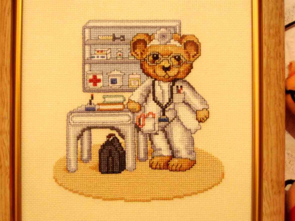 EMS &quot;Bears at work&quot;-&quot;Doctor&quot;